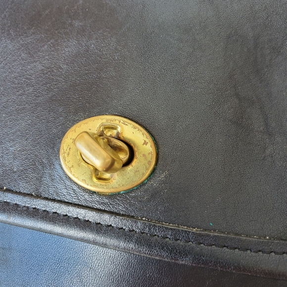 Vintage Coach 9893 Scooter crossbody bag - Picture 3 of 8